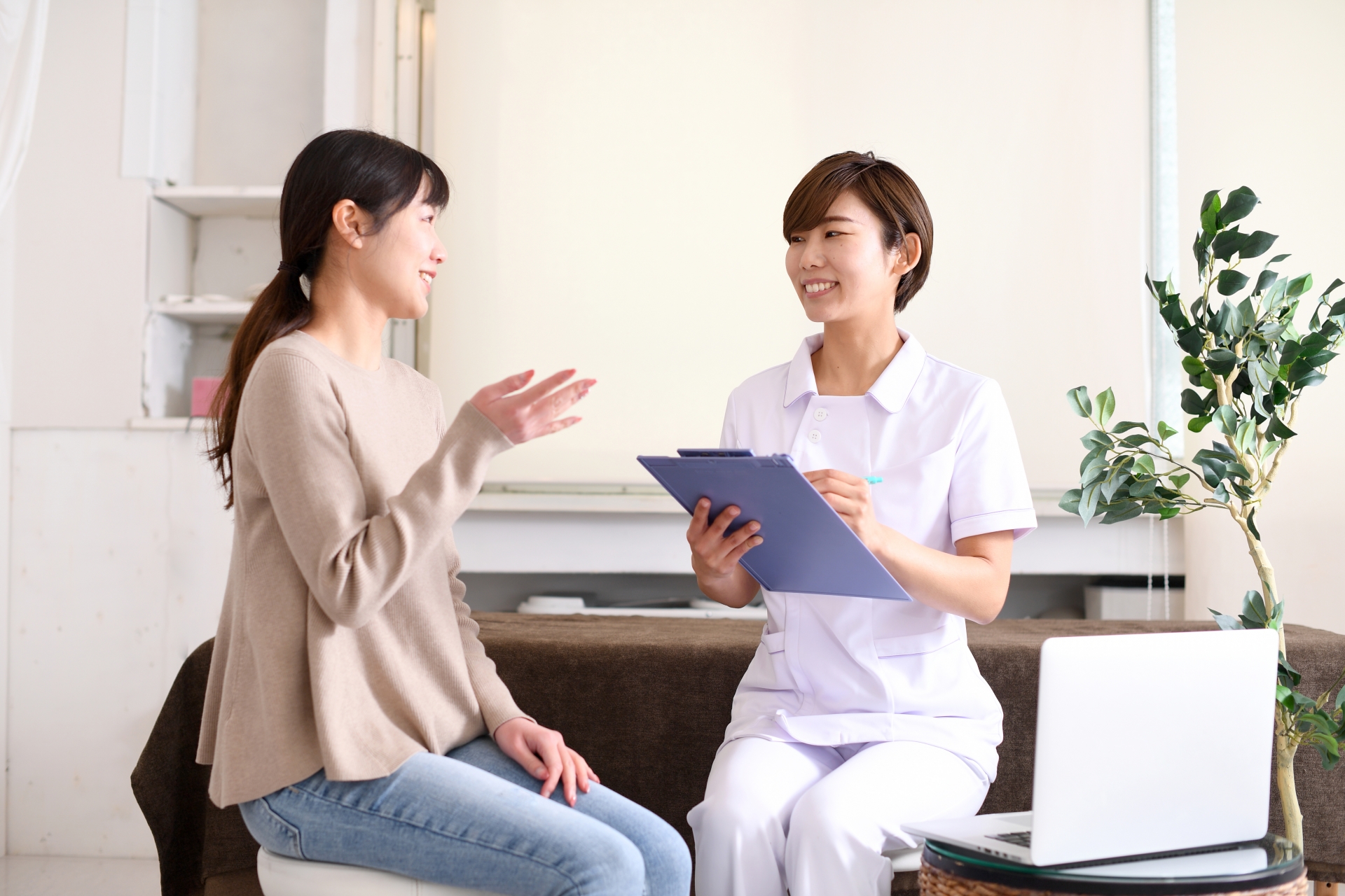 浜松の内視鏡検査に関する初診料金の比較と外来案内の重要性